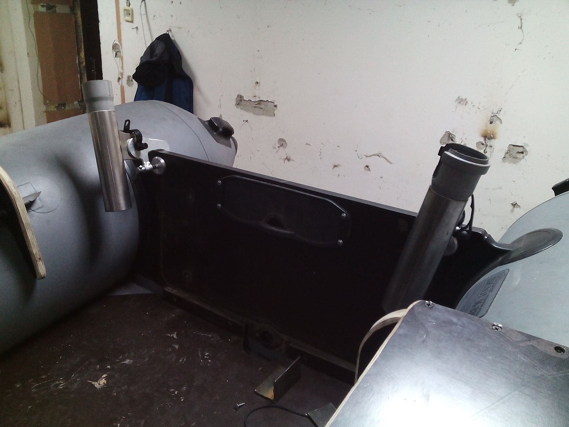 Держатель для спиннинга на лодку пвх своими руками из трубы