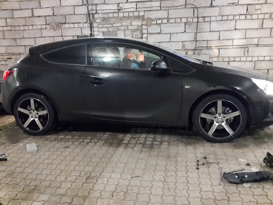 Opel Astra j диски r18