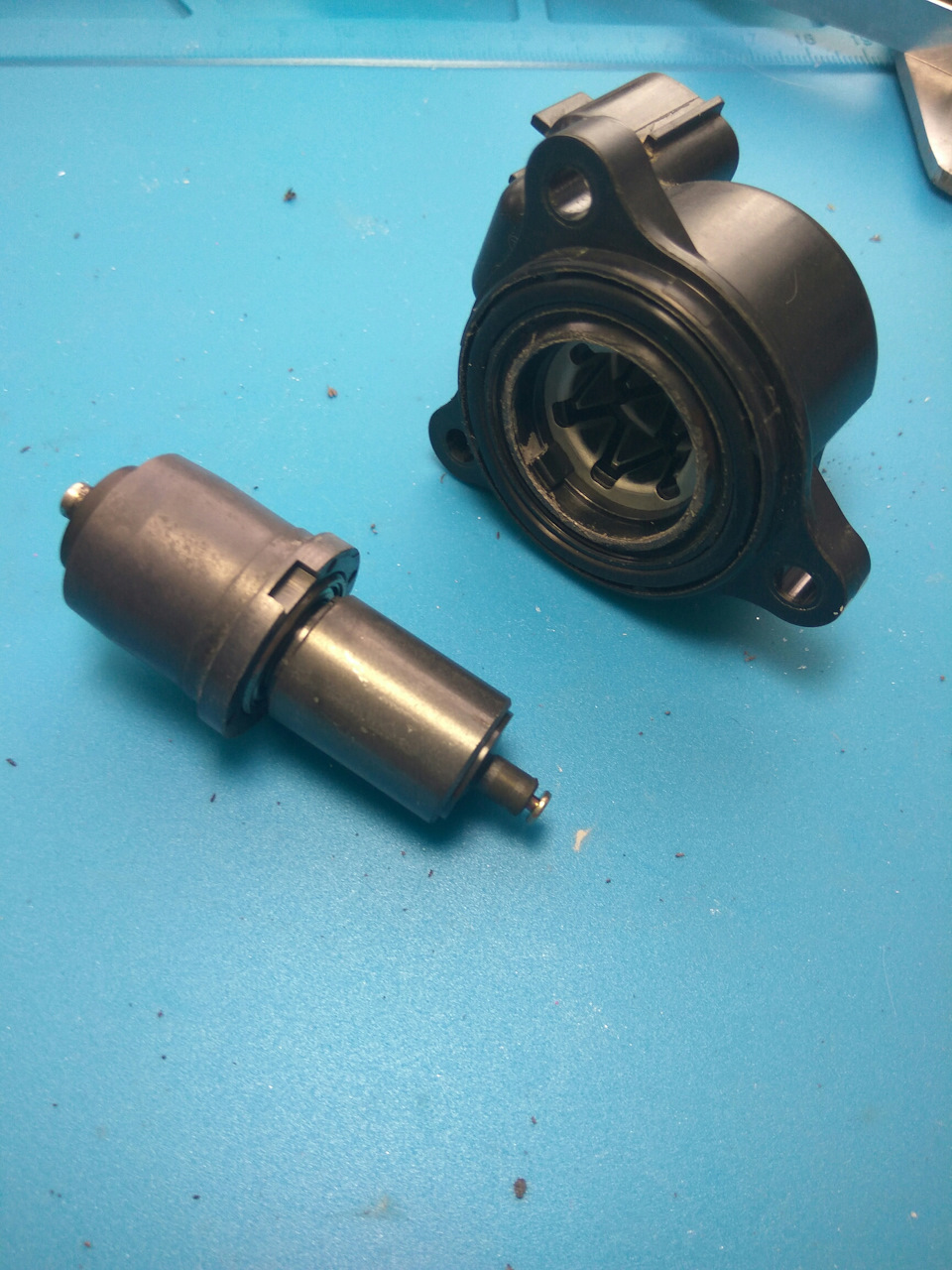 регулятор холостого хода ваз 2114 в разборе. ремонт регулятора холостого хода. датчик холостого хода ваз 2114. ремонт регулятора холостого хода. ремонт регулятора холостого хода.