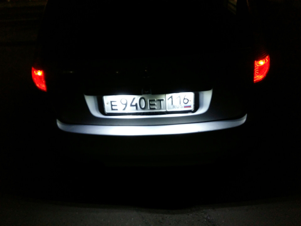 Подсветка номера — Lada Калина хэтчбек, 1,6 л, 2007 года | электроника ...