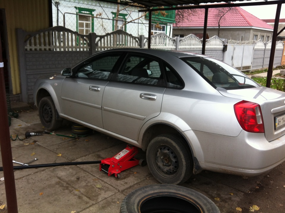 Chevrolet Lacetti седан 2008 года клиренс