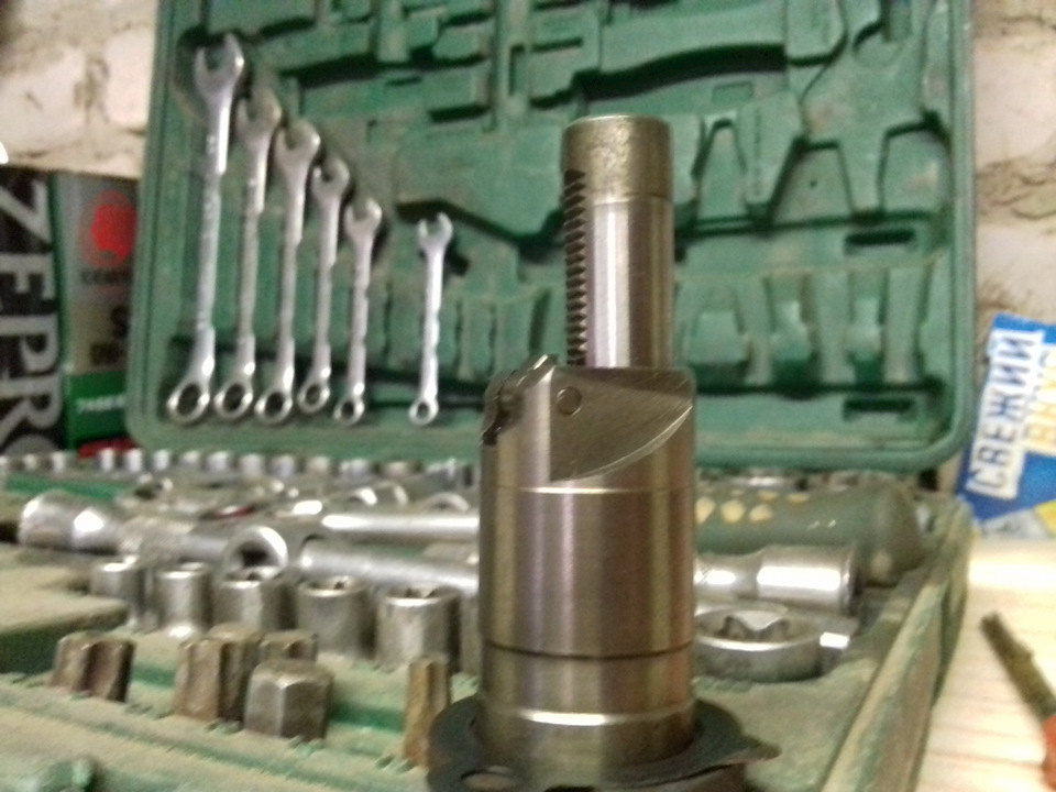 Замена гидронатяжителя цепи — Toyota Auris (1G), 1,6 л, 2008 года ...