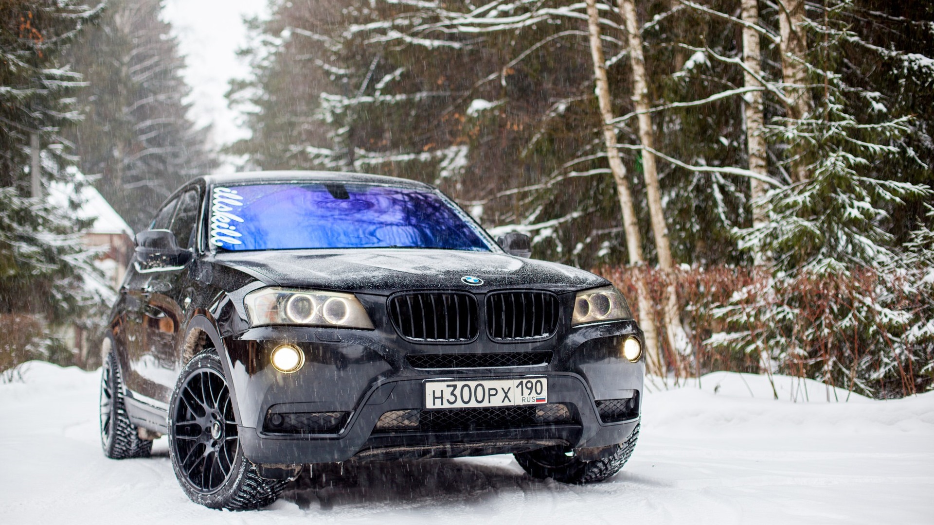 BMW x3 e90 черная зимой