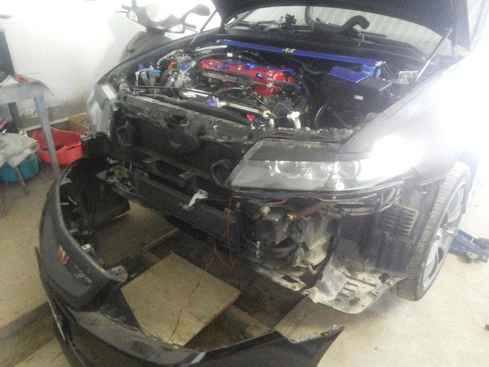 Аккумулятор в багажнике — Honda Accord (7G), 2,4 л, 2008 года ...