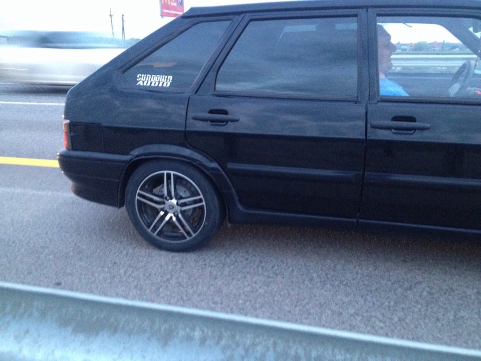 Правильное занижение или 3 человека на заднем сидении ))))) — Lada 2114 ...