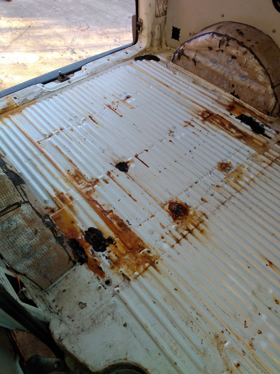 Вскрытие полов… — Volkswagen Transporter T4, 1,9 л, 2001 года ...