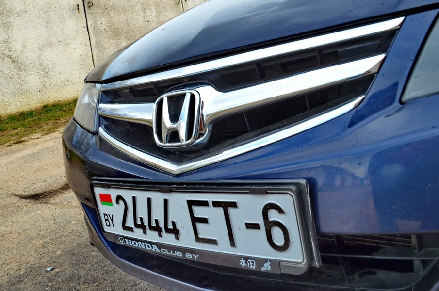 Получил номера. Поставил их в клубные рамки. Пофоткался! — Honda Accord ...