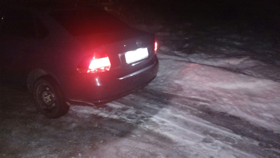 Подсветка номера кукуруза 2шт) + оч синие габариты) — Volkswagen Polo ...