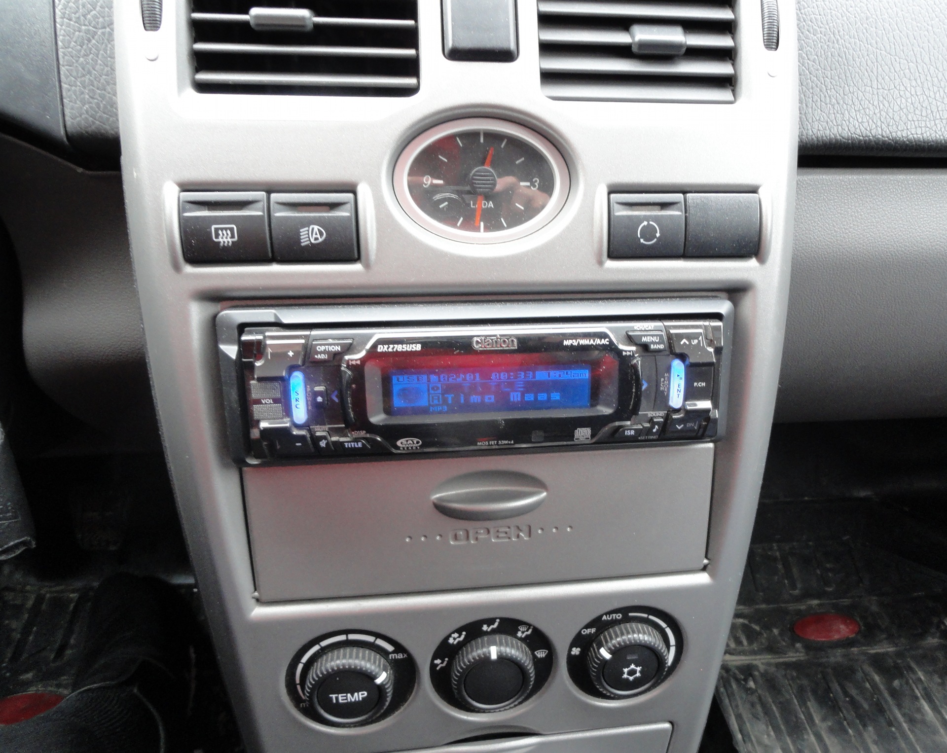 ГРОМКИЙ ФРОНТ — Lada Приора хэтчбек, 1,6 л, 2009 года | автозвук | DRIVE2