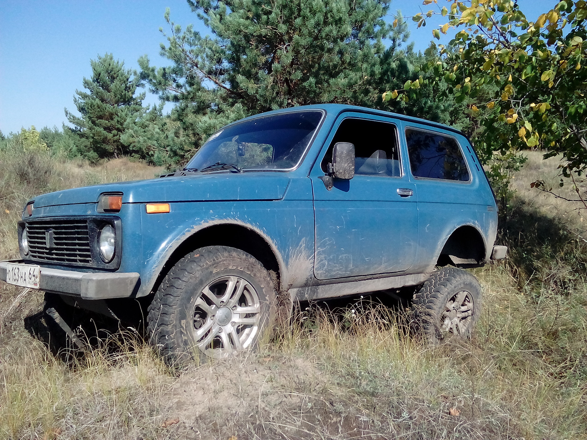 Кто сказал что у лифтованной Нивы нет ходов подвески? — Lada 4x4 3D, 1,7 л,  2007 года | наблюдение | DRIVE2