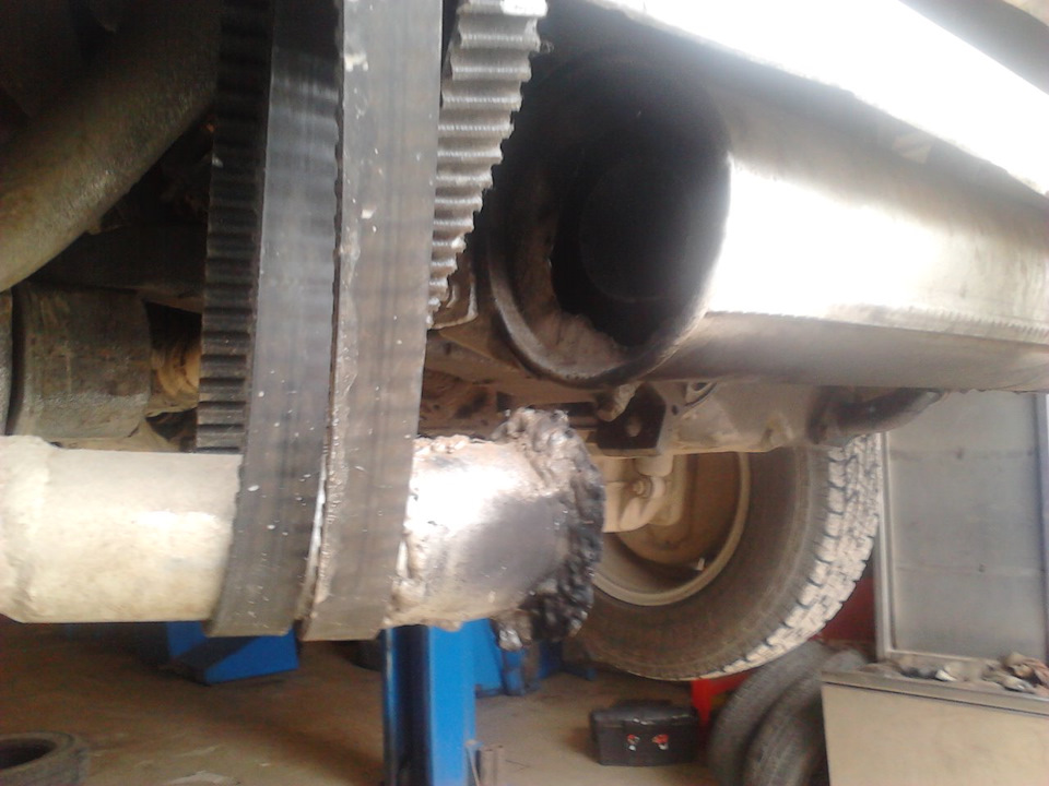 Замена масла в КПП+опять глушитель отвалился — DRIVE2
