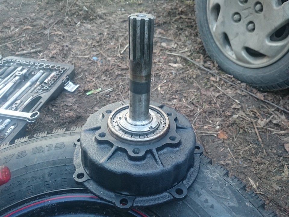 Заодно покрасил корпус бортовой — УАЗ 3151