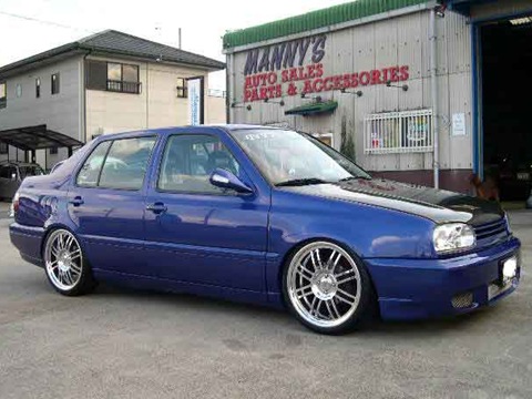 VW Vento r17