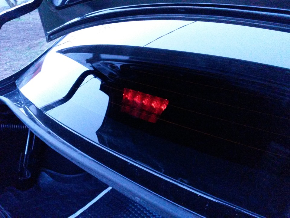 Через тонировку 5-кой. — Renault Logan (2G)