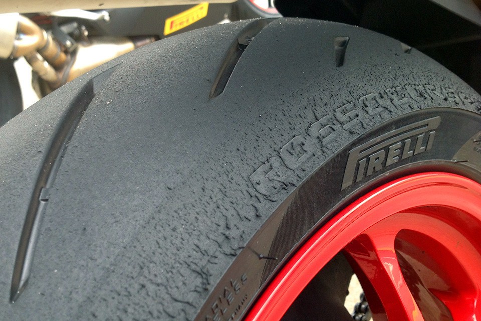 Резина на мотоцикл pirelli diablo. Смотреть фото Резина на мотоцикл pirelli diablo. Смотреть картинку Резина на мотоцикл pirelli diablo. Картинка про Резина на мотоцикл pirelli diablo. Фото Резина на мотоцикл pirelli diablo