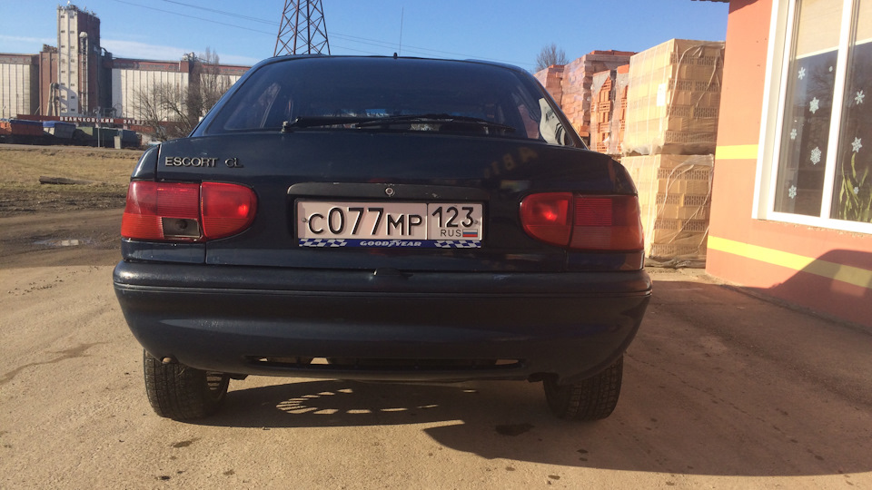 оборвало ремень грм — Ford Escort Mk5, 1,8 л, 1994 года | поломка | DRIVE2