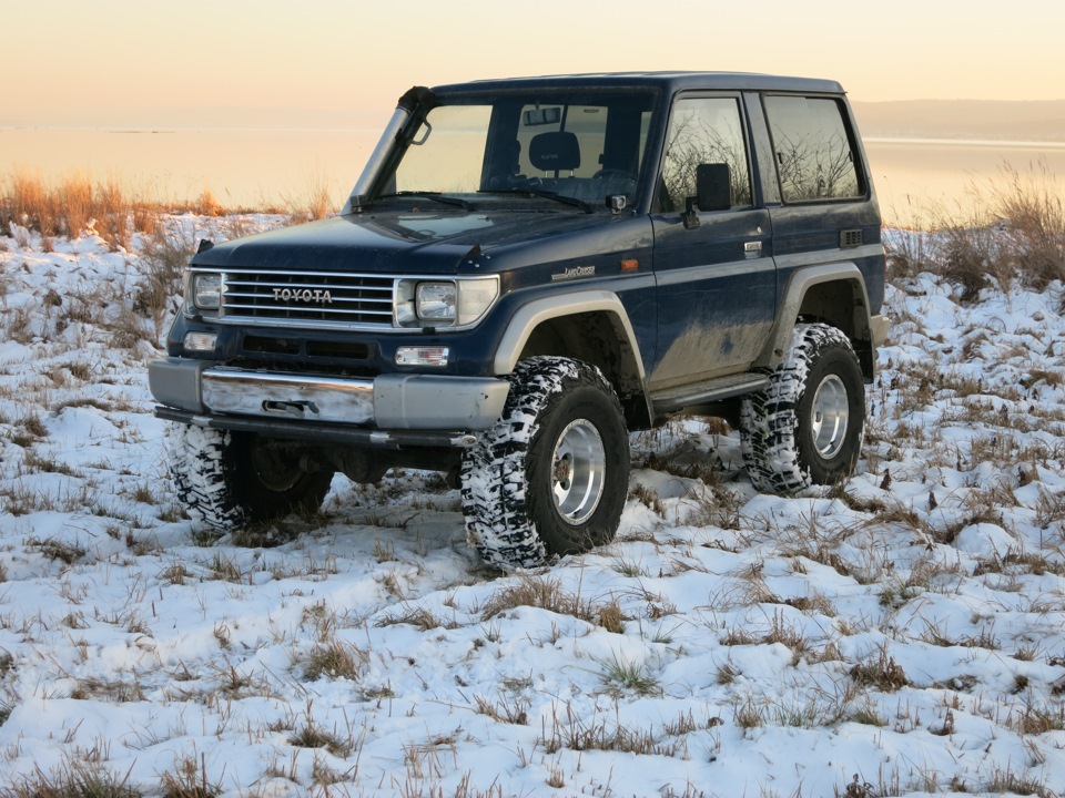 Toyota Land Cruiser 70 зеркало