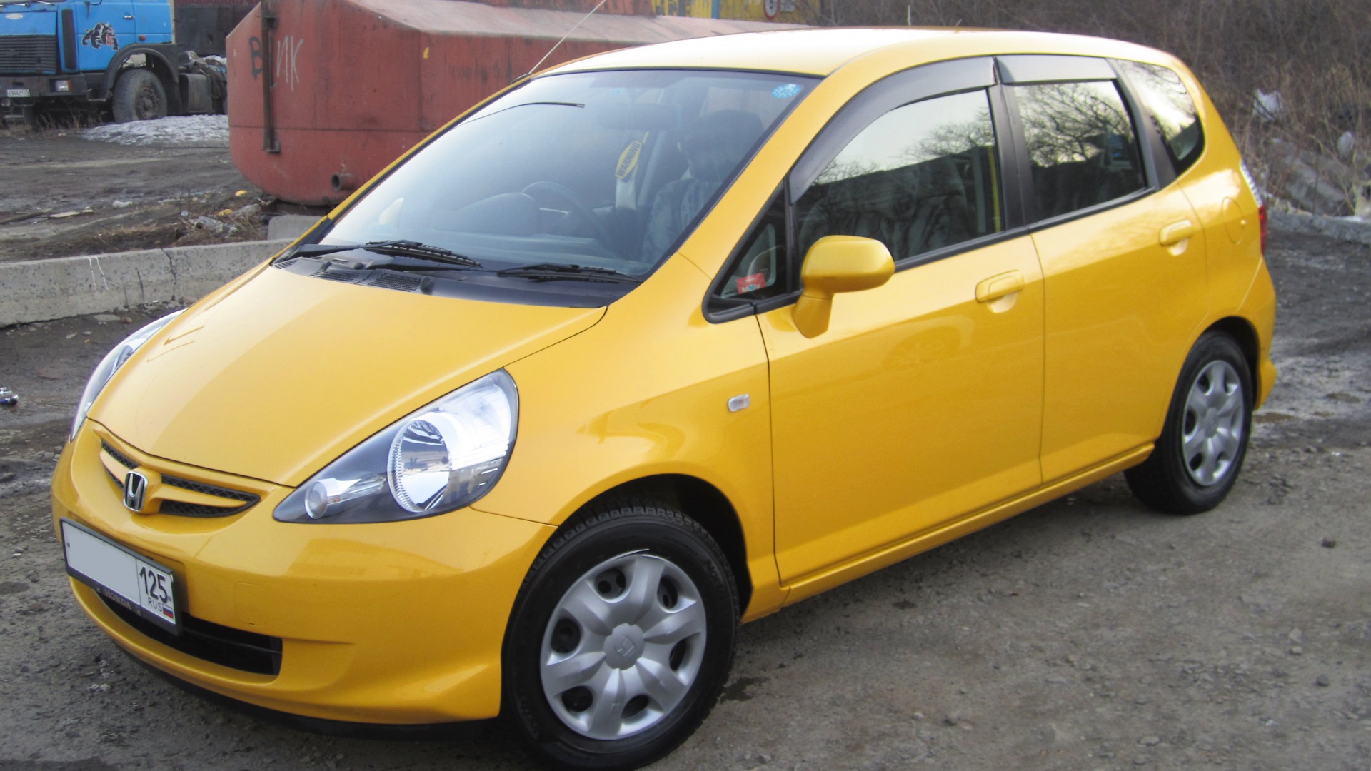 Honda Fit (1G) 1.3 бензиновый 2006 | Претензий не имею! на DRIVE2