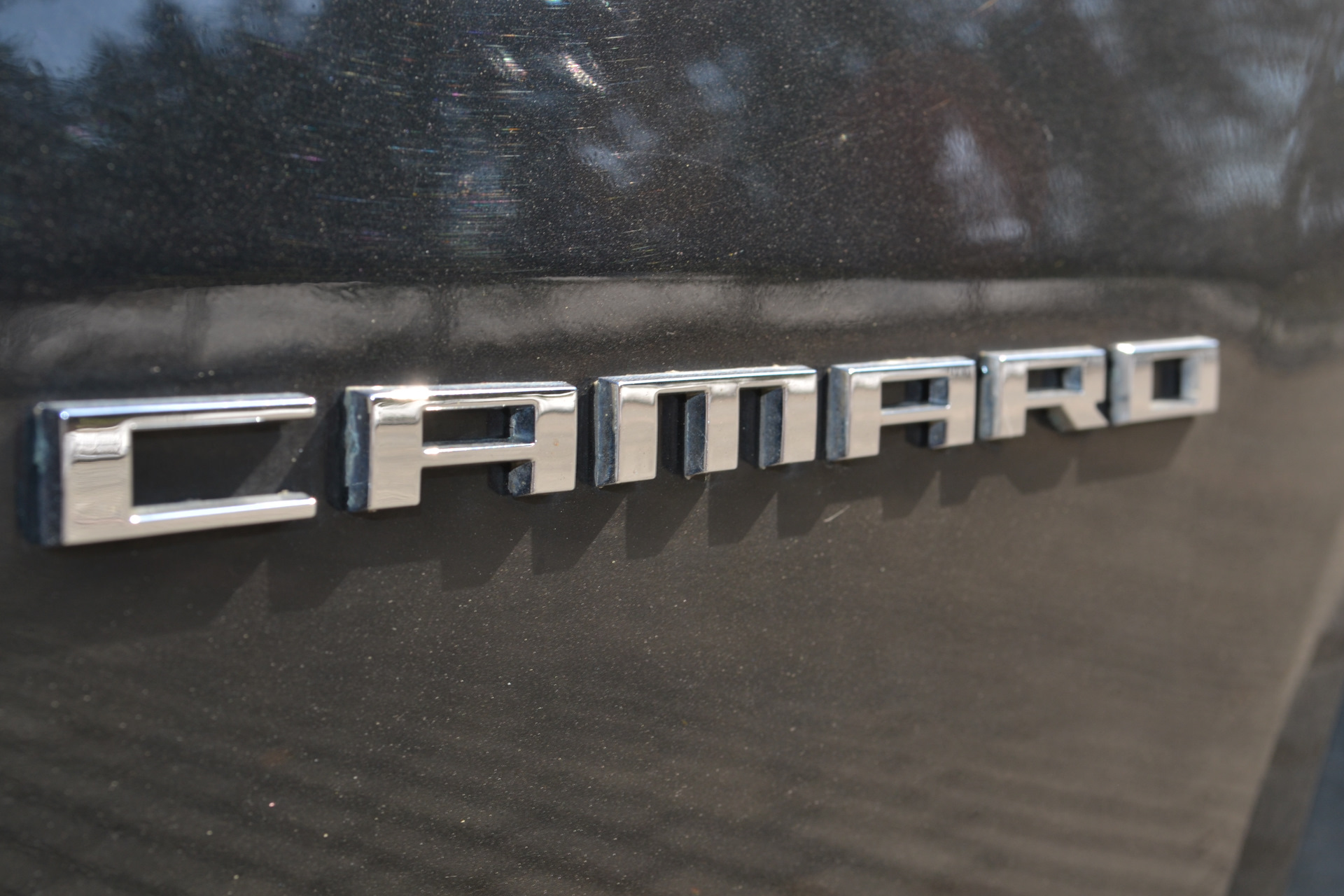 Front Grill logo Camaro 5