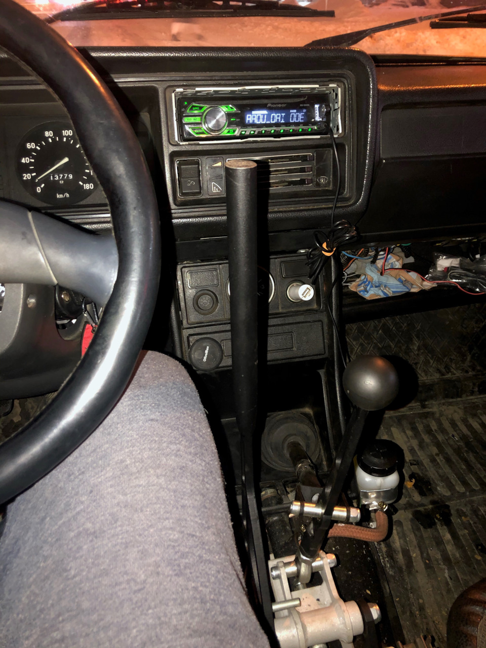 Установка гидравлического ручника и короткоходной кулисы — Lada 210740 ...