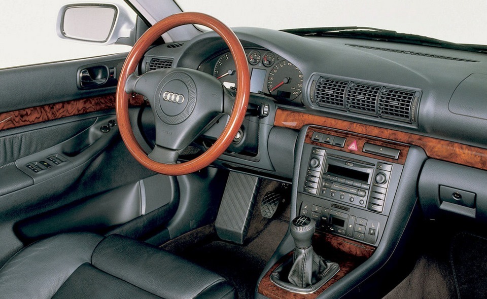 деревянный салон на audi a4 деревянный салон на audi a4