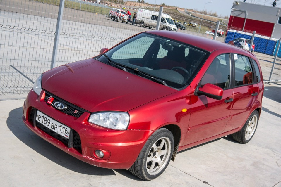 Калина спорт 2010. Калина спорт 1.4. ВАЗ Калина спорт 1 1.4. Калина спорт 1.4 16 кл. Калина спорт 1 и 3 поколение.