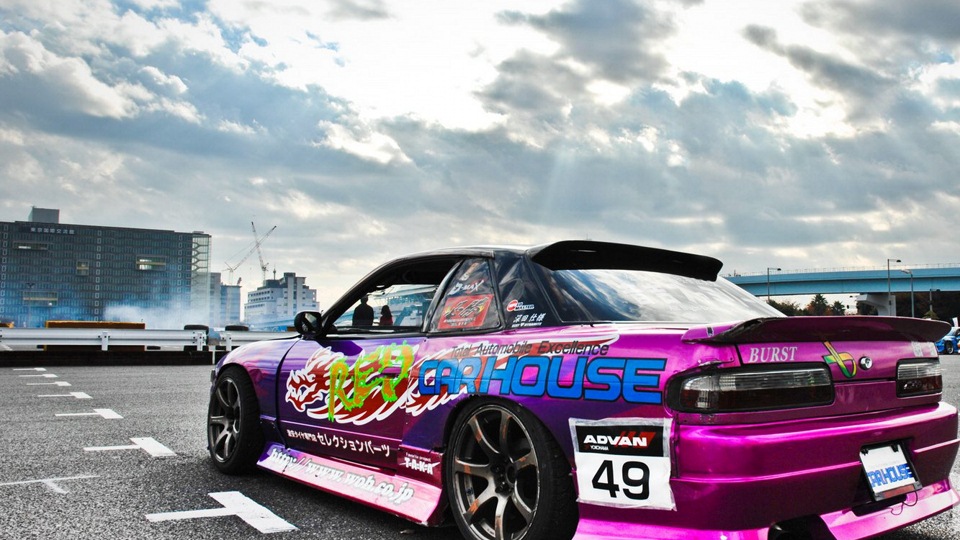 Dreame m13s. Nissan Silvia s13 Burst. Silvia s13 Drift. Nissan Silvia s13 розовая. Ниссан Сильвия с 13 розовая.