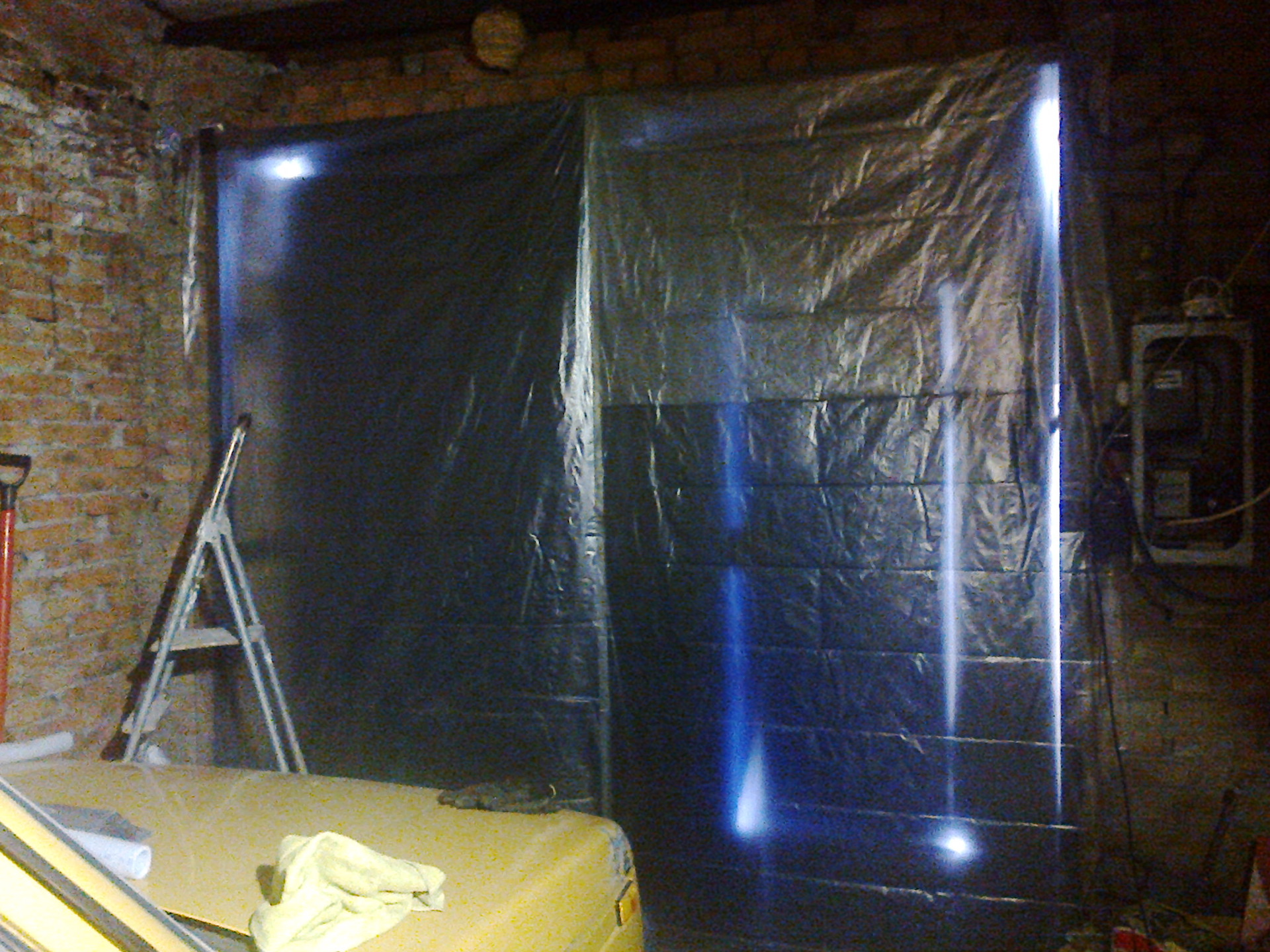 Гараж из баннера своими руками