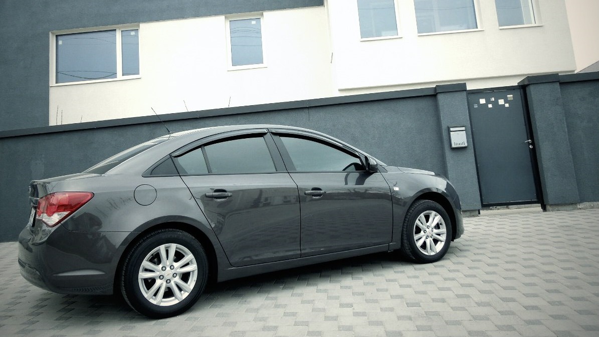 Chevrolet Cruze (1G) 1.8 бензиновый 2013 | Самый мокрый асфальт на DRIVE2