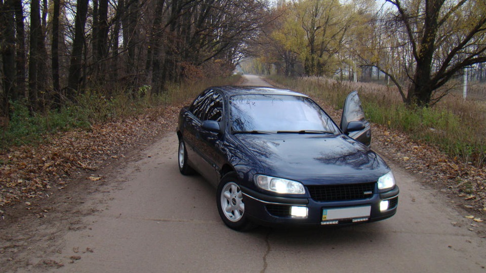 оптика hella opel omega b