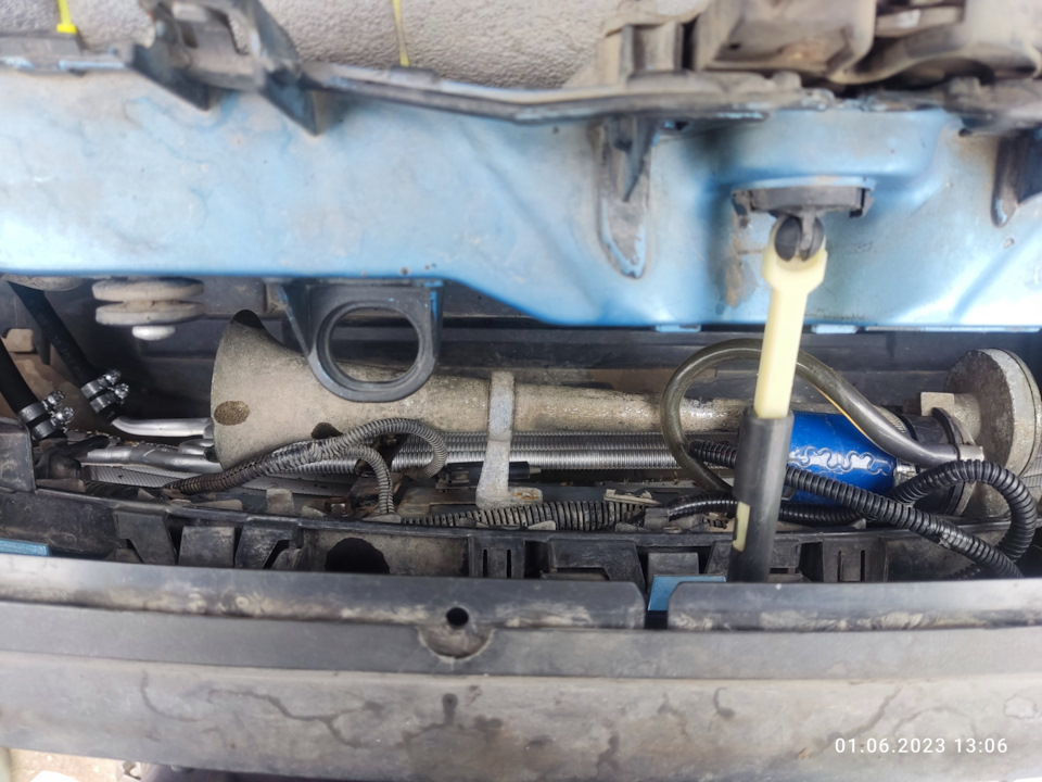 Радиатор ГУРа — Ford Focus Hatchback II, 1,6 л, 2008 года | своими ...