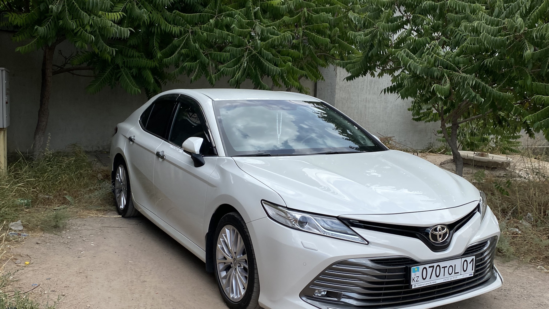 Toyota Camry (XV70) 2.5 бензиновый 2018 | 070 на DRIVE2