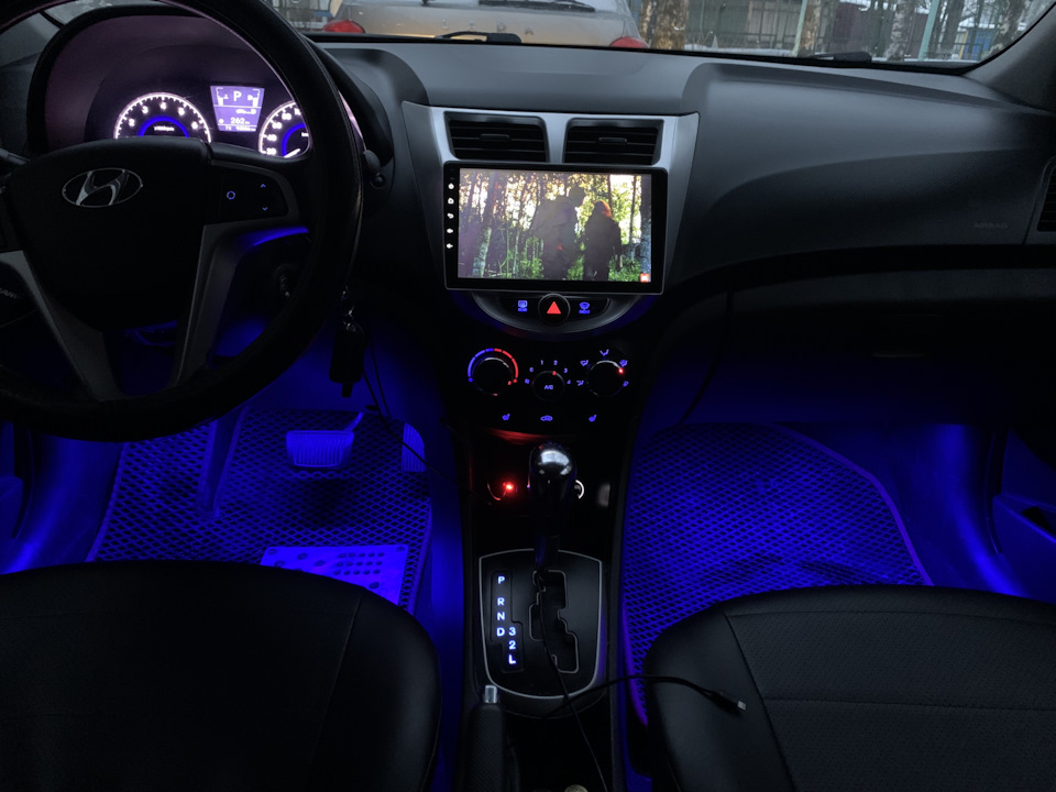Подсветка — Hyundai Solaris (1G), 1,6 л, 2013 года | аксессуары | DRIVE2