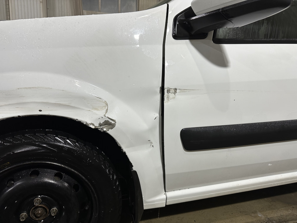 Уснул за рулем. — Lada Ларгус, 1,6 л, 2021 года | ДТП | DRIVE2