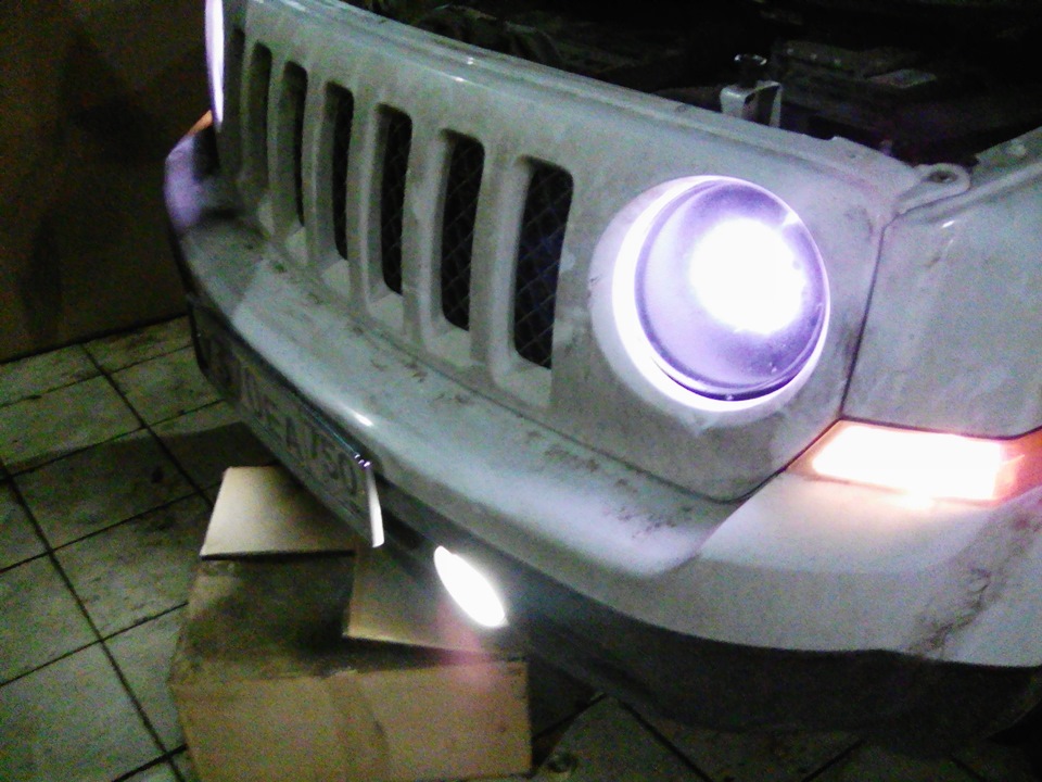 Как разобрать фару jeep patriot