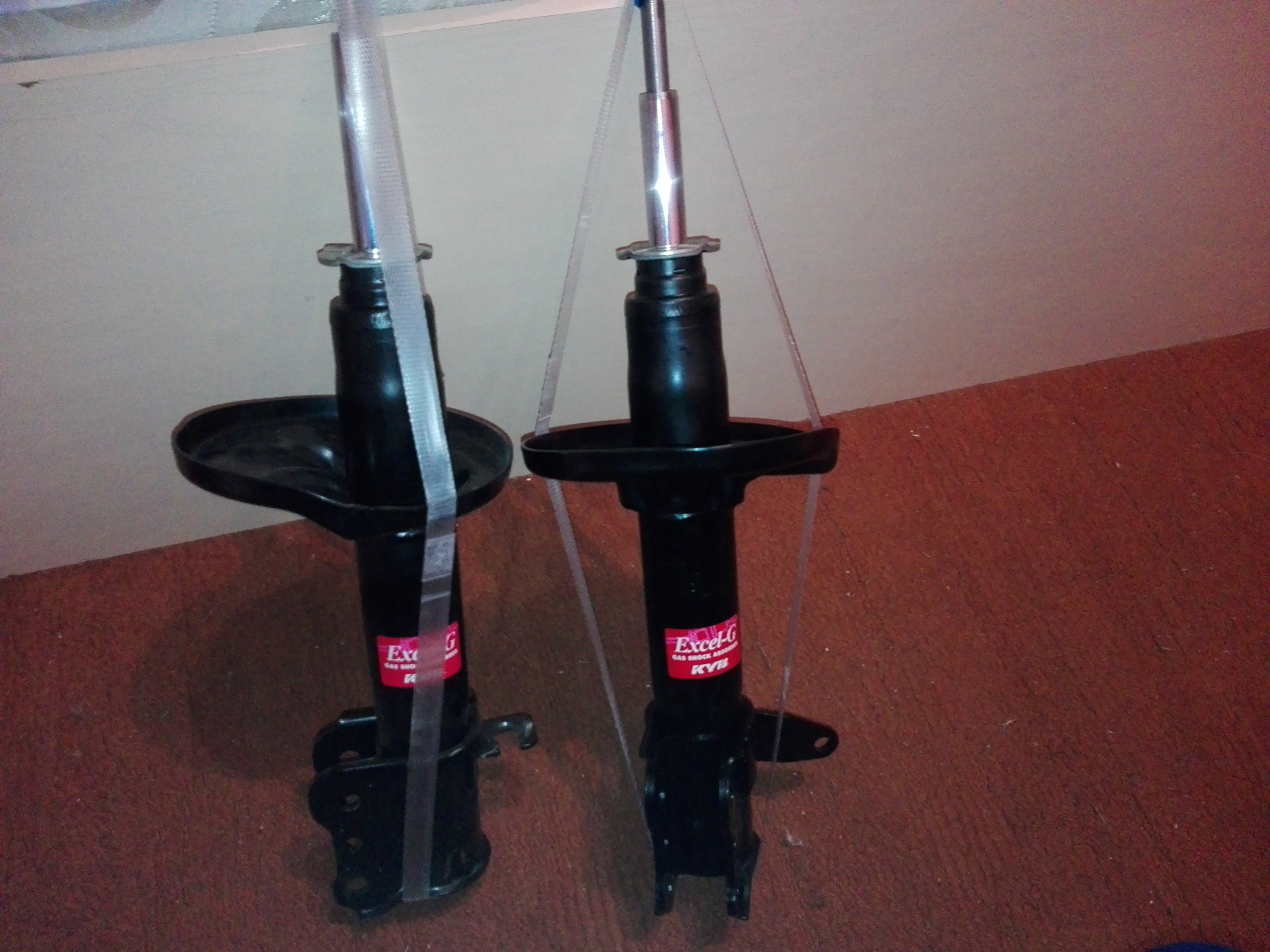 Разборные стойки иж 2126. Подойдет стойка. Подойдет стойка. Подойдет стойка. Подойдут или нет стойки передние от графика к первому поколению.