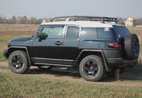 Small styling - Toyota FJ Cruiser 40 L 2007