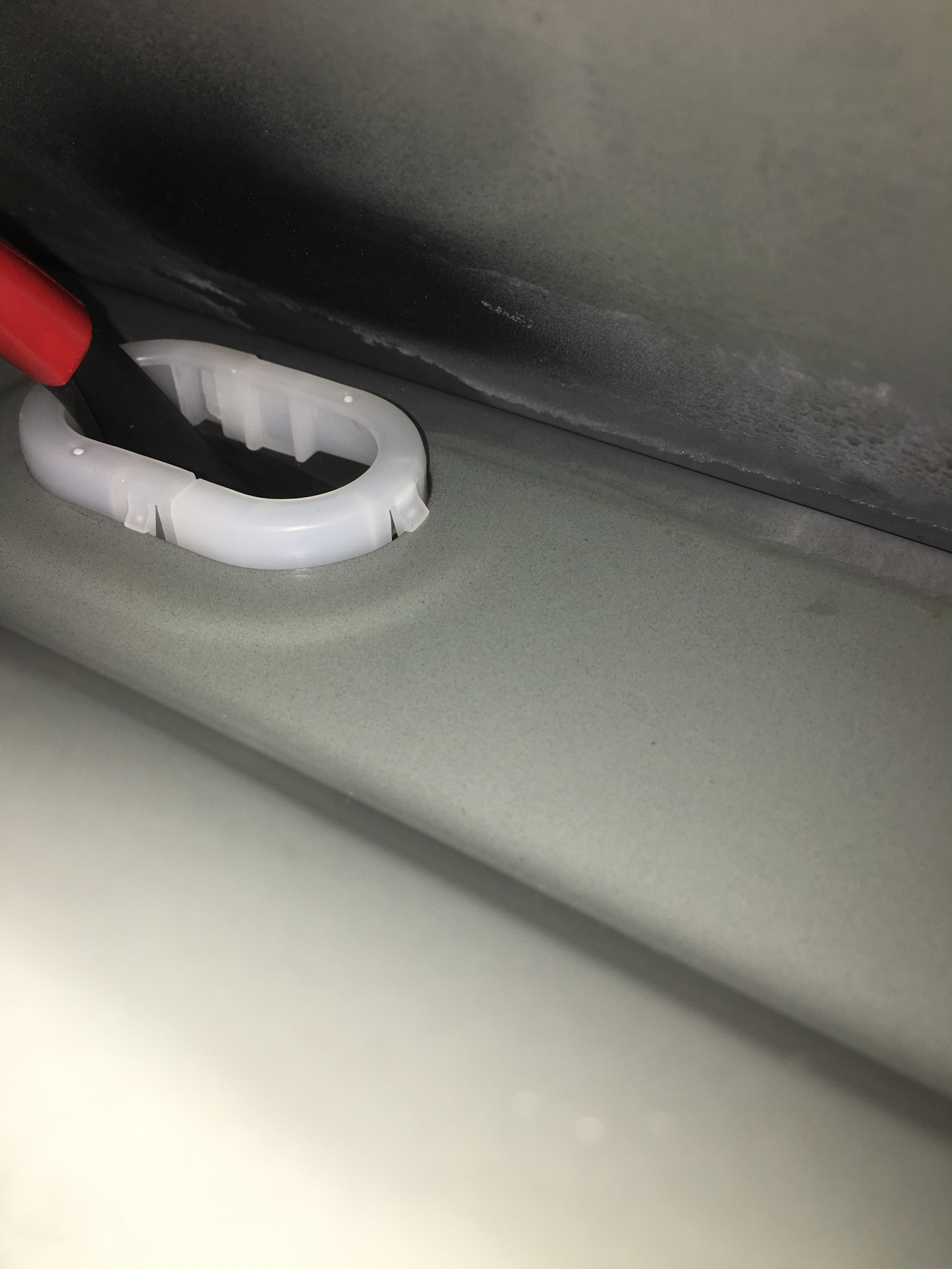 Автомобиль Mazda CX-7. СНЯТИЕ И УСТАНОВКА ОБЛИЦОВОК ДВЕРИ ЗАДКА