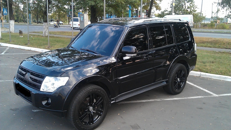 Паджеро 4 диски фото Mitsubishi Pajero (4G) 3.0 бензиновый 2008 на DRIVE2