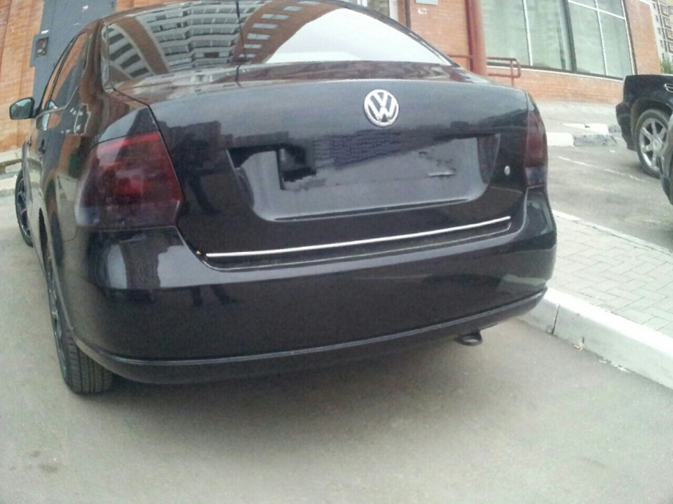Тонировка задних фар — Volkswagen Polo Sedan, 1,6 л, 2011 года | тюнинг ...