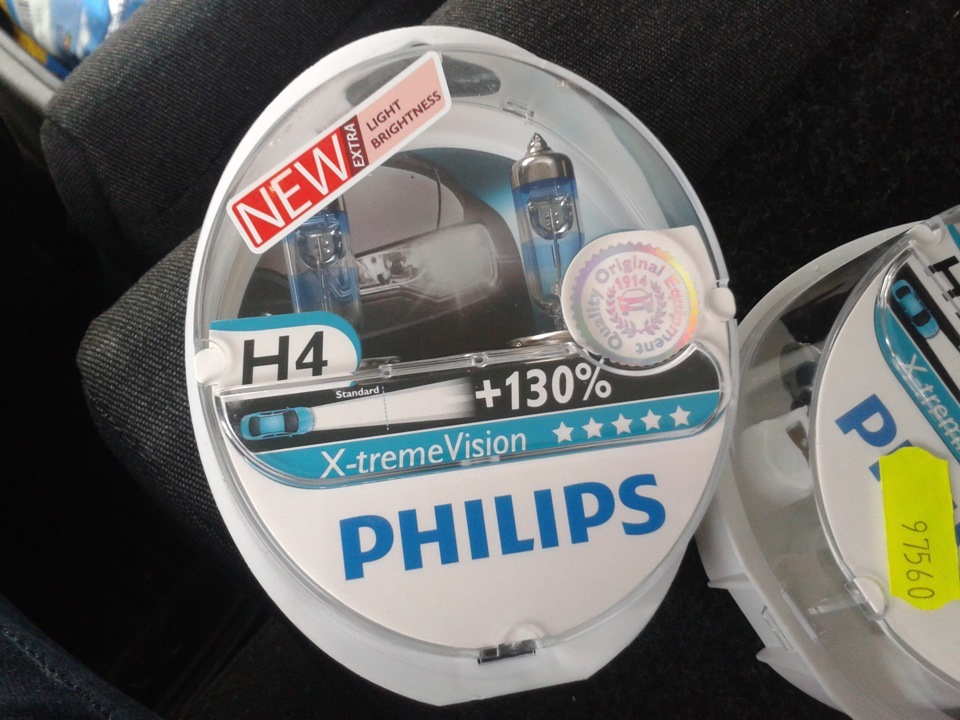 Филипс 130. Лампы h4 Philips extreme Vision. Philips x-TREMEVISION +130% h4. Лампы Philips x-treme Vision h19.