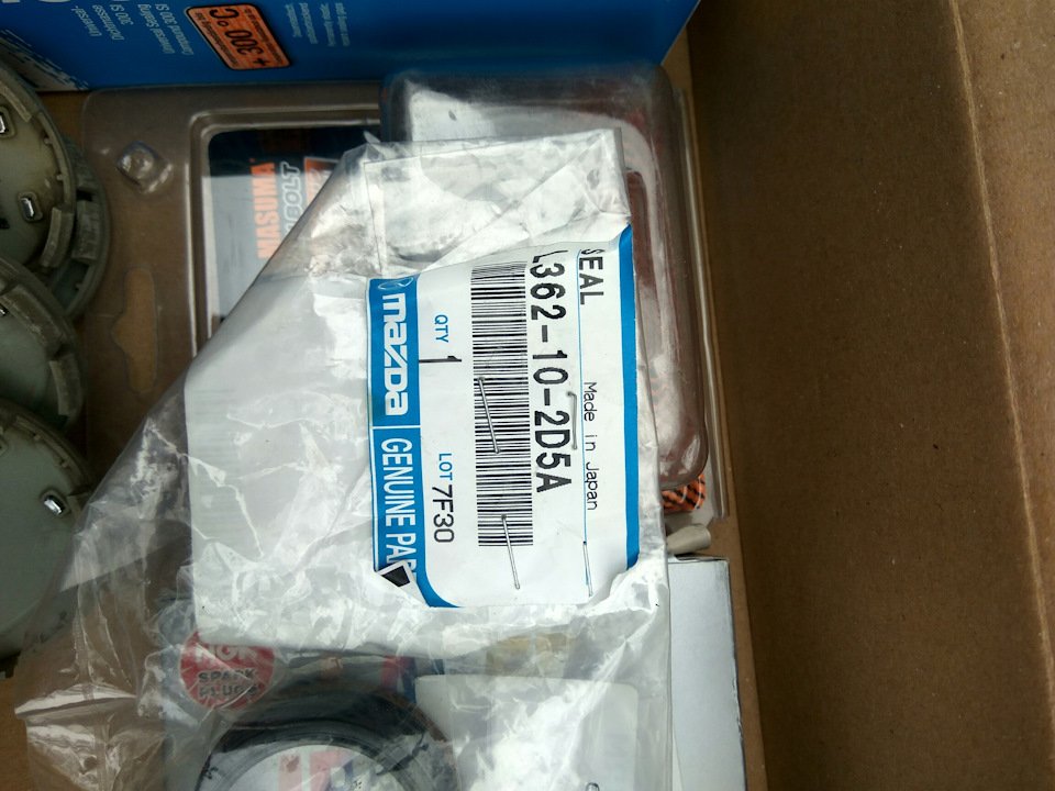 L50110230 Прокладка клапанной крышки Mazda | Запчасти на DRIVE2