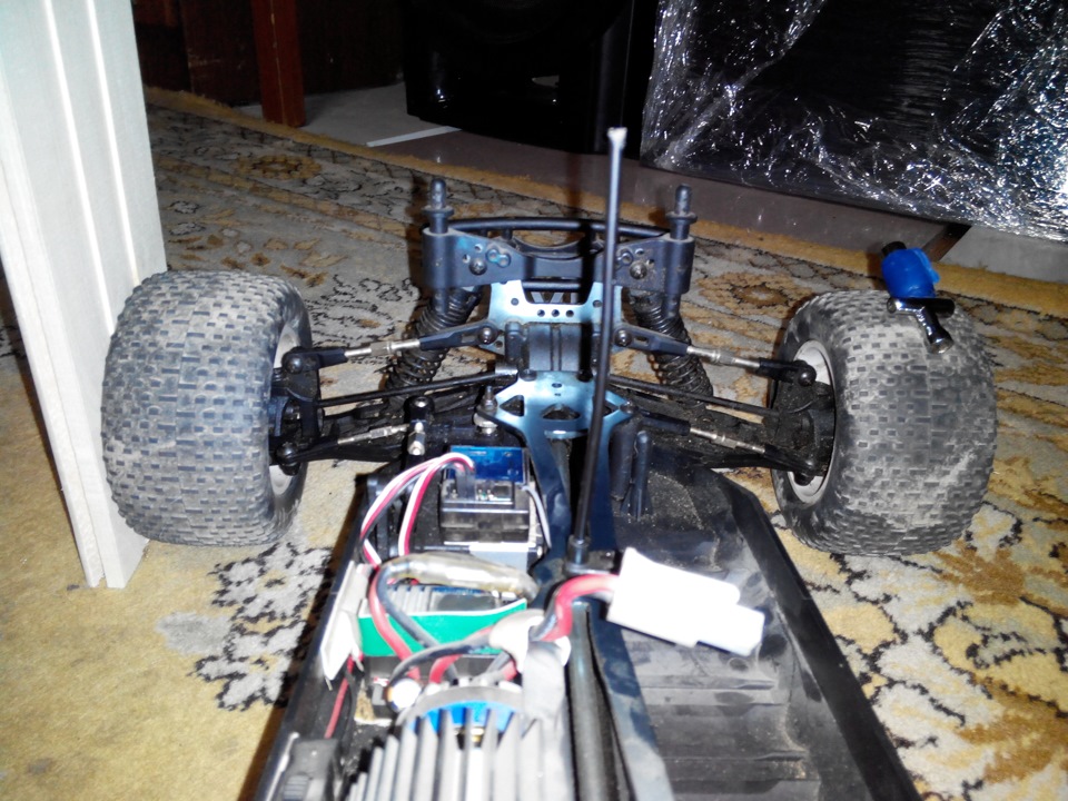 Сход-Развал!, Не то что На ланцерах)(не Ланцер))), даже на R/C ...