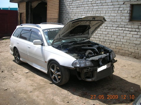 Races races gentlemen  my traction is dead  - Toyota Caldina 20L 2000