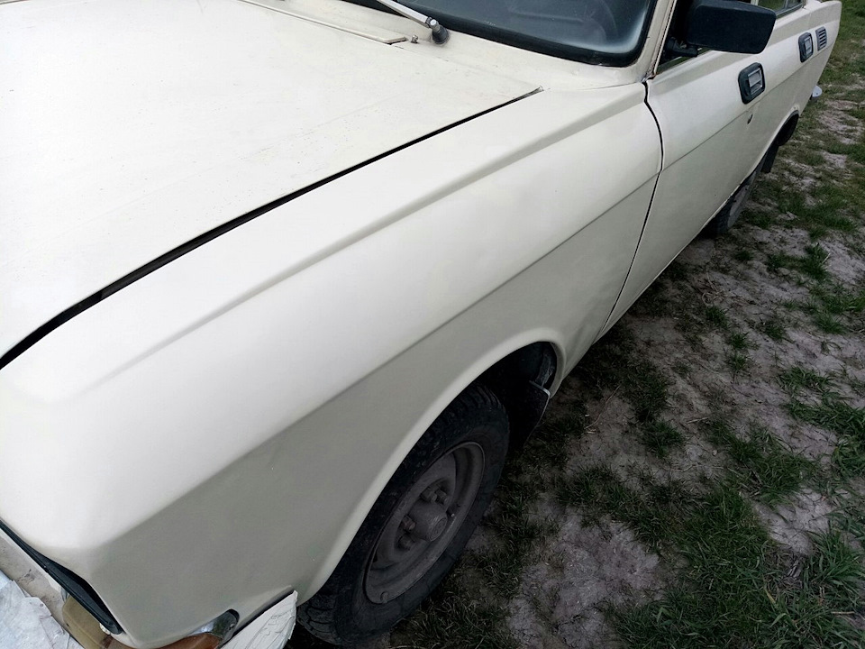 Наконец-то погода позволила покрасить крыло) — Москвич 2140 SL, 1,5 л ...