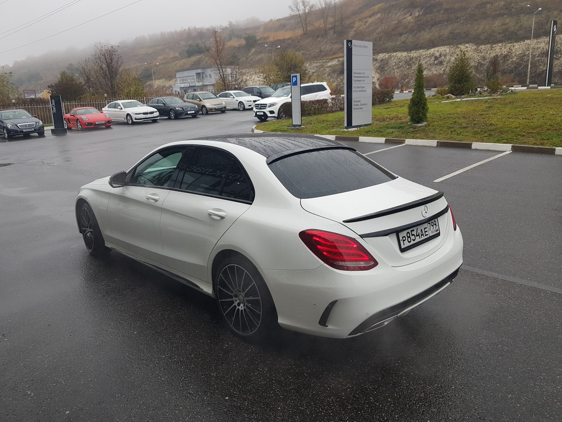 Mercedes Benz w205 AMG белая