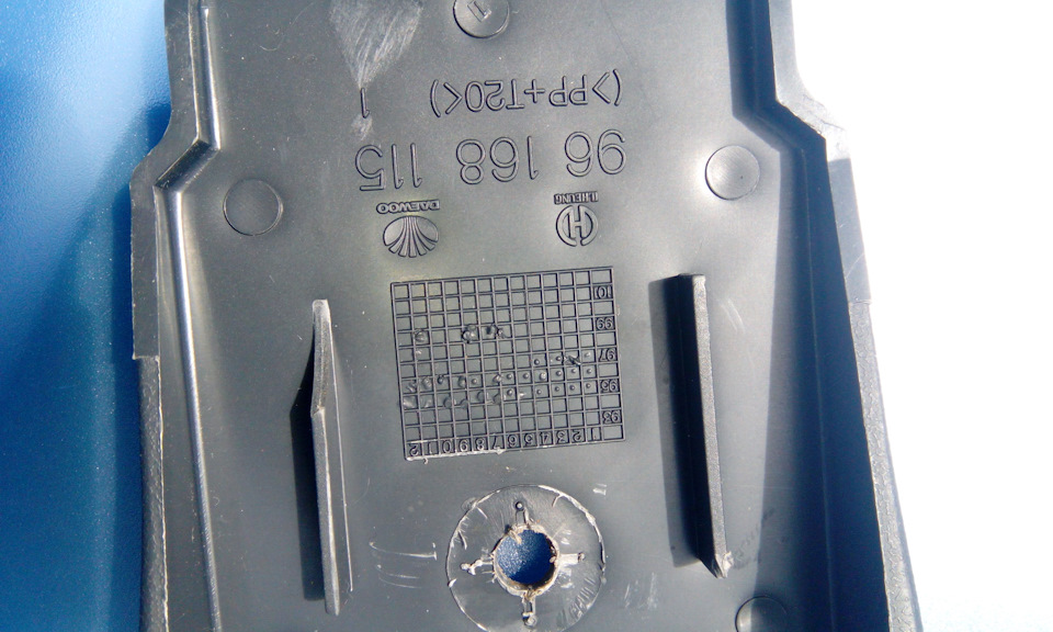 Доработка крышек петель заднего дивана Нексия — DRIVE2