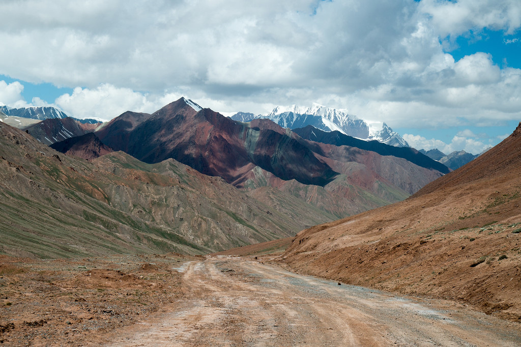 Казахстан киргизия на машине. Kyrgyz.