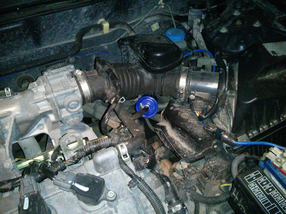 А под капотом завелся автоВАЗ =) — Nissan Almera II (N16), 1,5 л, 2005 ...