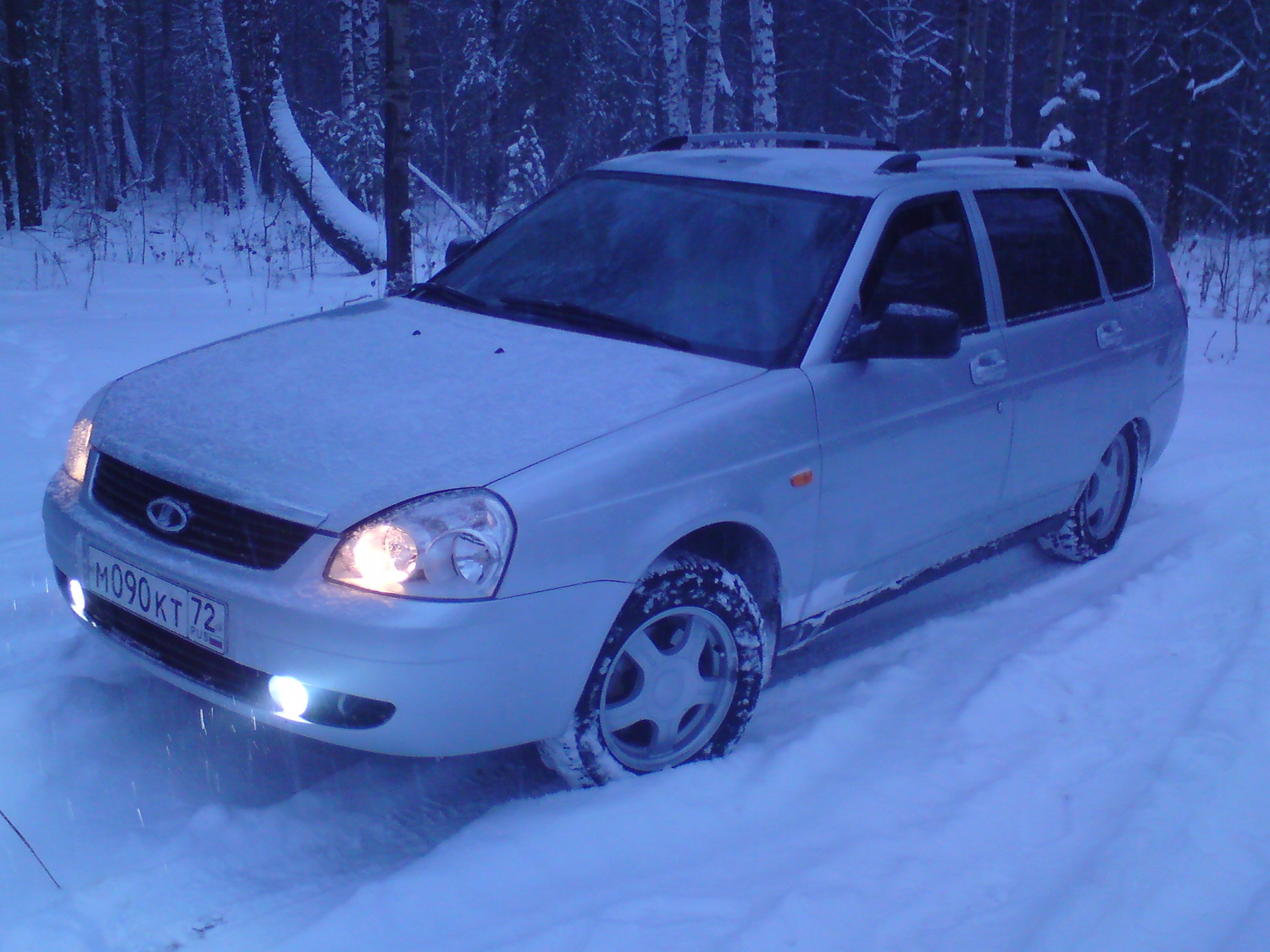 Зима! — Lada Приора универсал, 1,6 л, 2010 года | просто так | DRIVE2